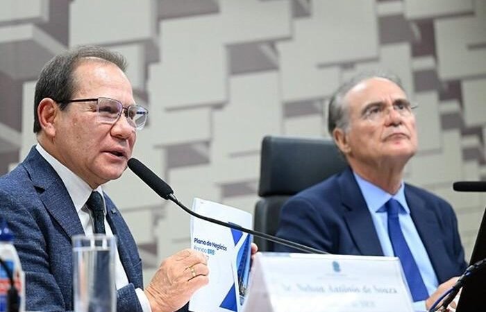 Senadores do Distrito Federal questionam entendimento para preservar o Banco de Brasília