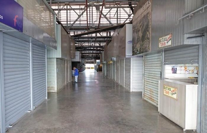 Shopping Popular se transforma em um mercado animado