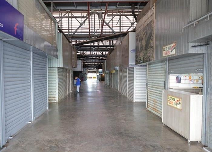Shopping Popular se transforma em um mercado animado
