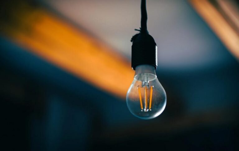 Audiência pública debate qualidade da Amazonas Energia e impactos dos apagões
