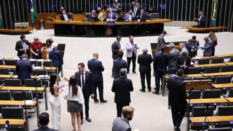 Câmara aprova mudanças urgentes na legislação de mineração com transferência de responsabilidades