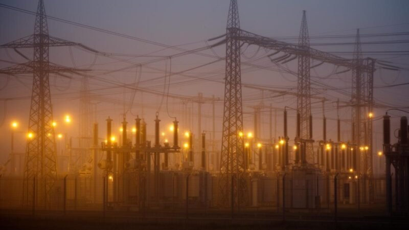 Cinco desafios invisíveis na infraestrutura elétrica que comprometem eficiência e disponibilidade operacionais