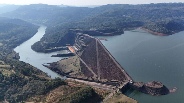 Copel investe R$5 bi para ampliar 33% geração hidrelétrica até 2030