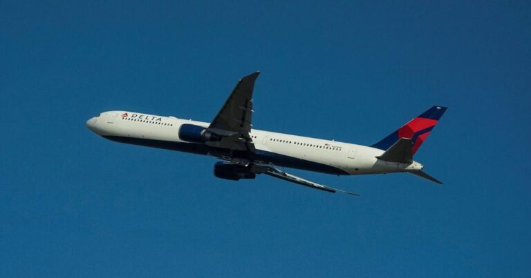 Delta Utiliza Refinaria Própria e Parceria com Latam para Contornar Efeitos da Guerra no Petróleo