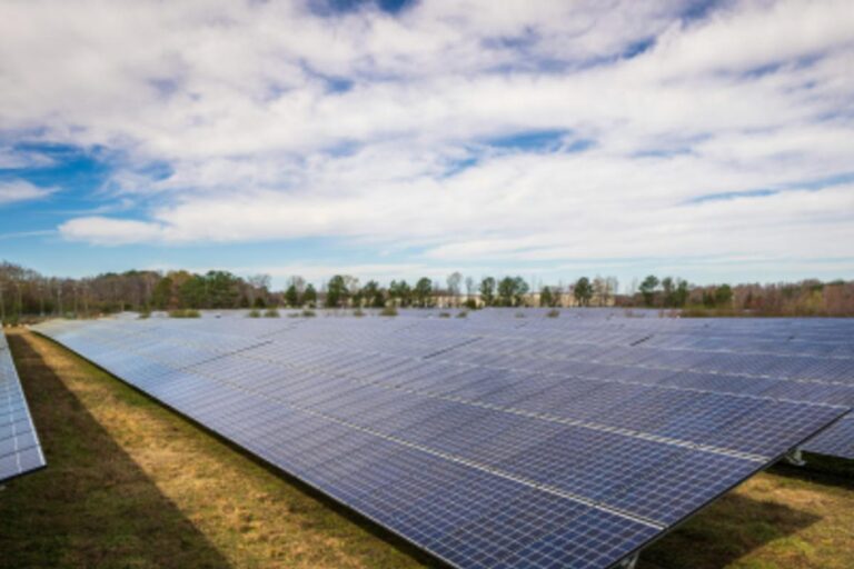Energia Solar em Prédios Públicos: Tocantins Prevê Economia Bilionária