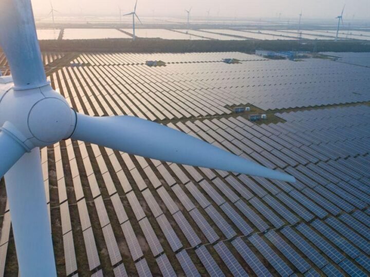 Financiamento de Renováveis Cresce, Mas Não Suficiente para Superar Pico de 2022 Financiamento de Renováveis Cresce, Mas Não Suficiente para Superar Pico de 2022