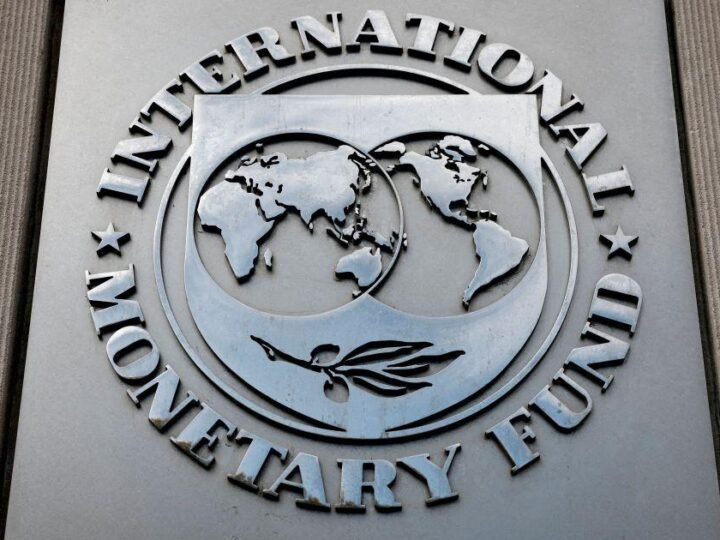 FMI pede ao governo que reserve parte da receita extra do petróleo para a dívida pública