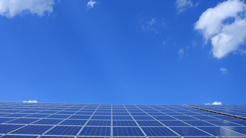 Illian e Huawei firmam parceria estratégica para projetos de energia renovável no Brasil