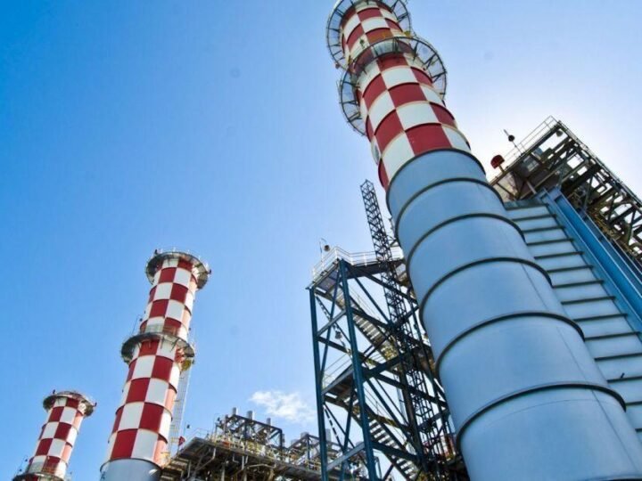 Justiça do DF indefere pedido para suspender leilão de capacidade energética.