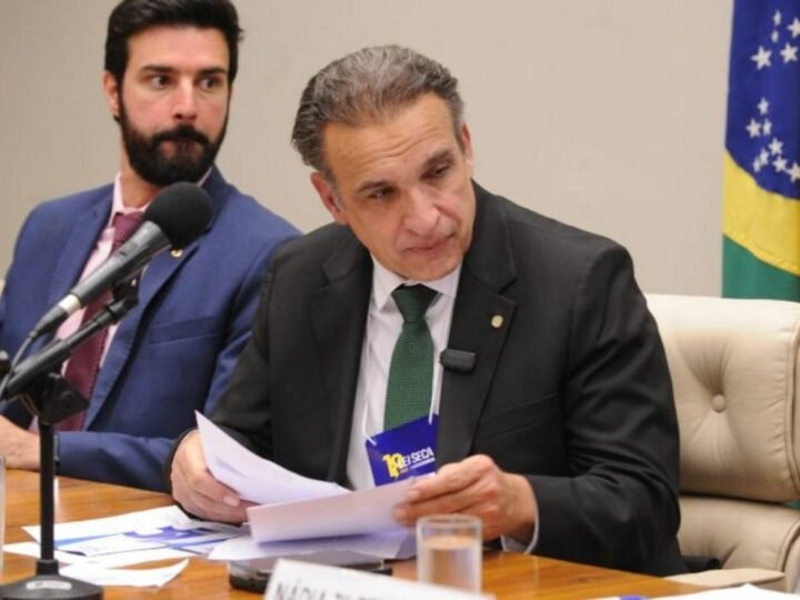 Negociação de dívidas de energia elétrica fica mais transparente com regras aprovadas