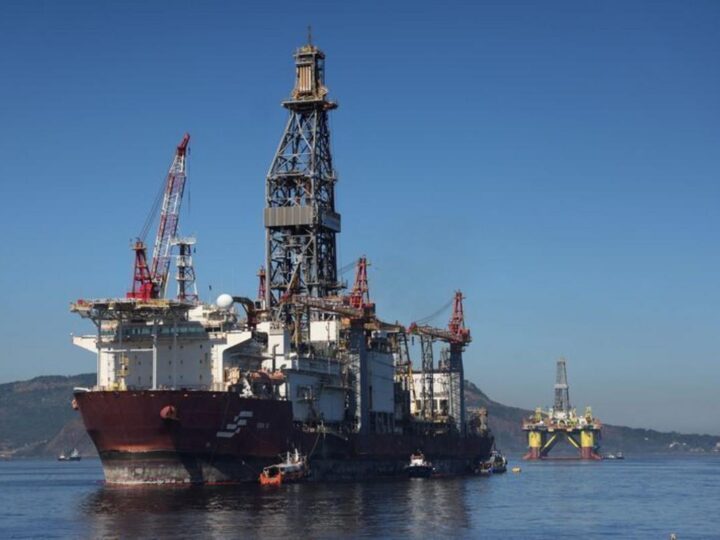 Petrobras e Pemex formam parceria para explorar petróleo no Golfo do México Petrobras e Pemex formam parceria para explorar petróleo no Golfo do México