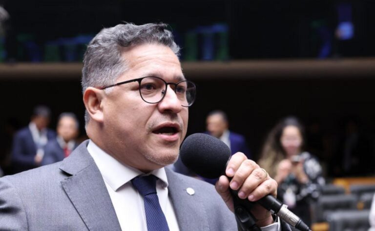 Políticas Sociais na Amazônia Ganham Custo Adicional com Aprovação da Comissão da Amazônia