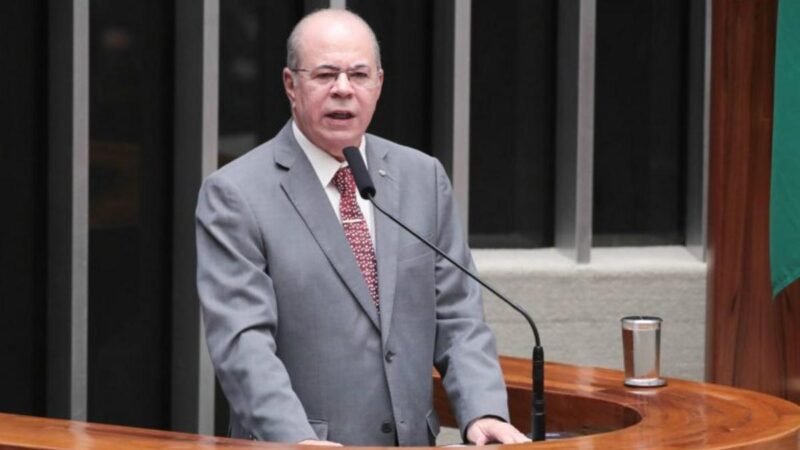 Royalties do petróleo financiarão transporte público gratuito em cidades