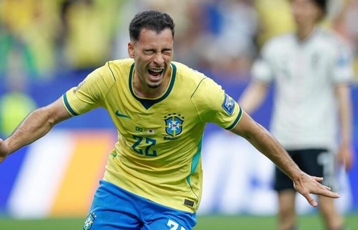 A Seleção Brasileira faz o varejo físico perder o compasso