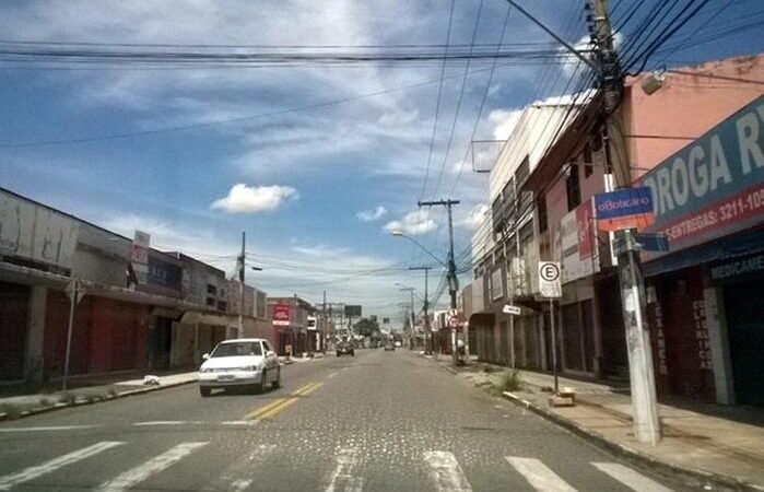 Bernardo Sayão fica bloqueada: trânsito interditado em trecho