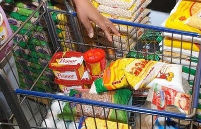 Cesta básica sobe em seis das oito capitais, São Paulo lidera