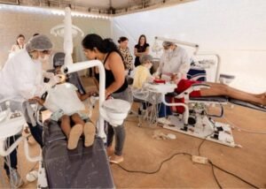 Clínica Móvel de Saúde Dentária chega a Água Quente no mês de Julho