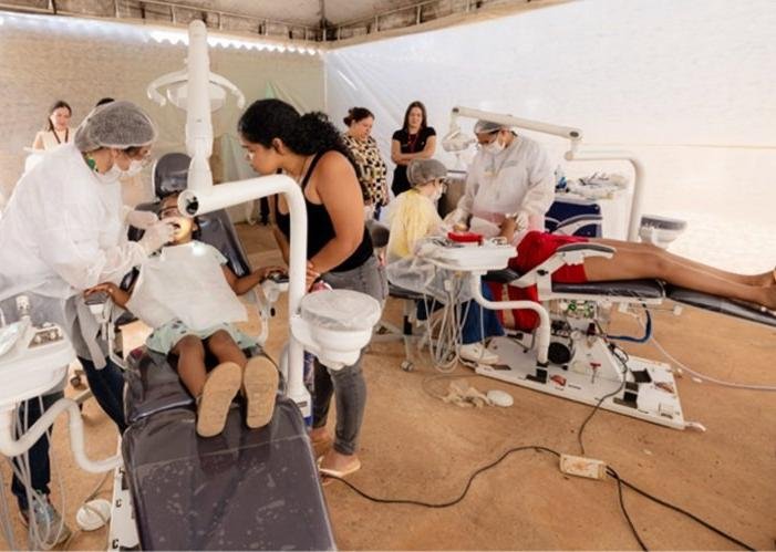 Clínica Móvel de Saúde Dentária chega a Água Quente no mês de Julho Clínica Móvel de Saúde Dentária chega a Água Quente no mês de Julho