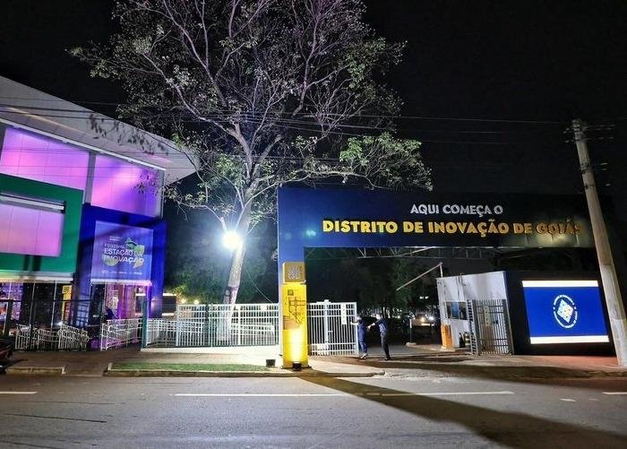 Goiás lança R$ 300 milhões em investimento para construir um centro de Inteligência Artificial Goiás lança R$ 300 milhões em investimento para construir um centro de Inteligência Artificial