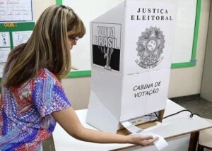 Leila destaca-se como exceção entre ex-atletas que triunfaram na política do DF