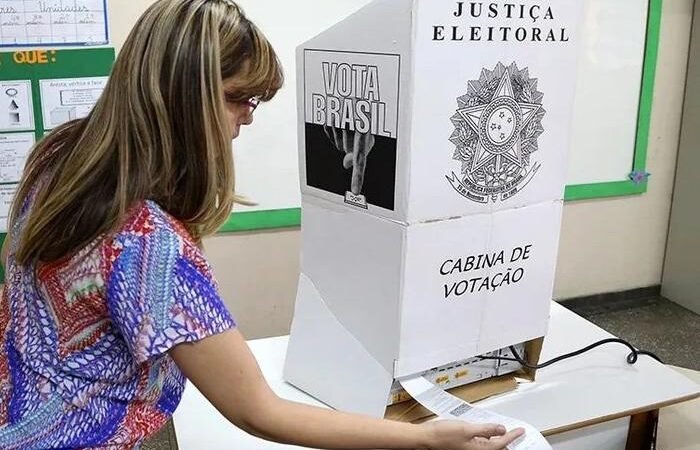 Leila destaca-se como exceção entre ex-atletas que triunfaram na política do DF