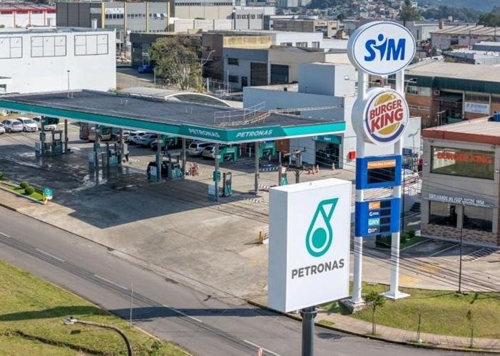 Petronas anuncia expansão: 300 postos no Brasil até 2026 Petronas anuncia expansão: 300 postos no Brasil até 2026