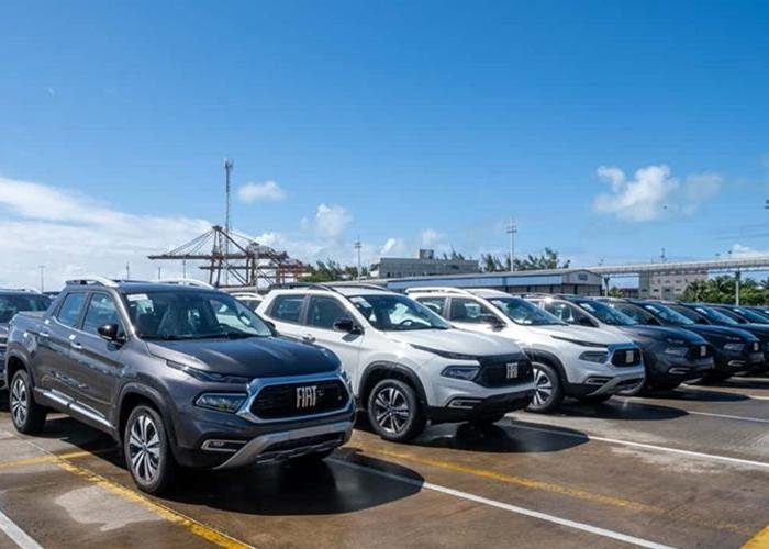 Stellantis confirma R$ 30 bilhões em investimentos e cria milhares de vagas de emprego
