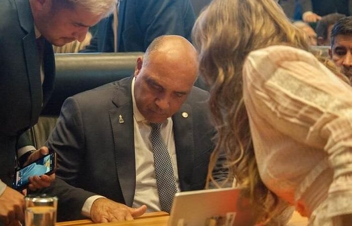 Tribunal revoga licitação na área sob controle do presidente da CLDF