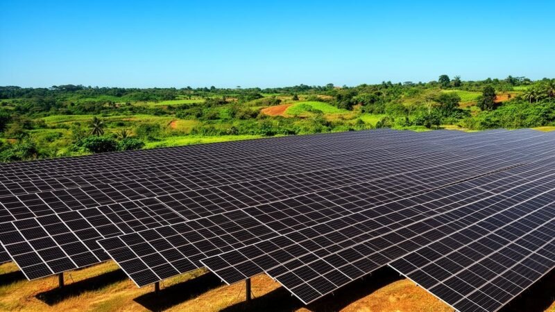 Custo da energia solar cai 25% e coloca Brasil em primeiro lugar entre os países competitivos