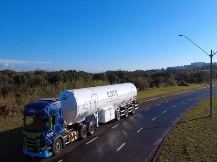 Edge atinge marca de 500 caminhões de GNL entregues em operação pioneira no país