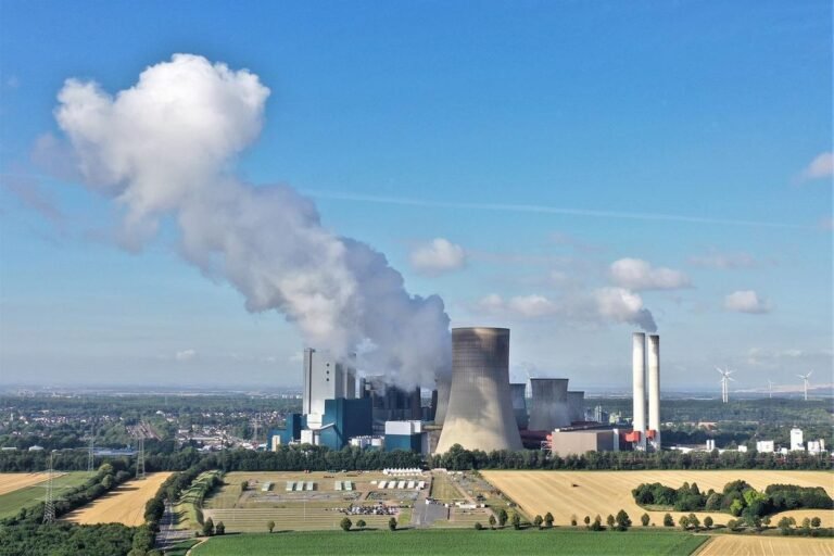Eneva eleva geração térmica 46% no 2T26 com modelo Newave e despacho SIN