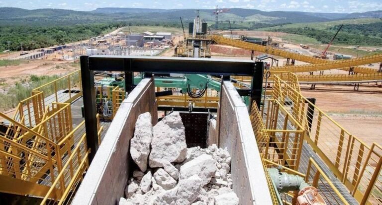 Escassez financeira ameaça transição energética, aponta relatório do Fórum Econômico Mundial