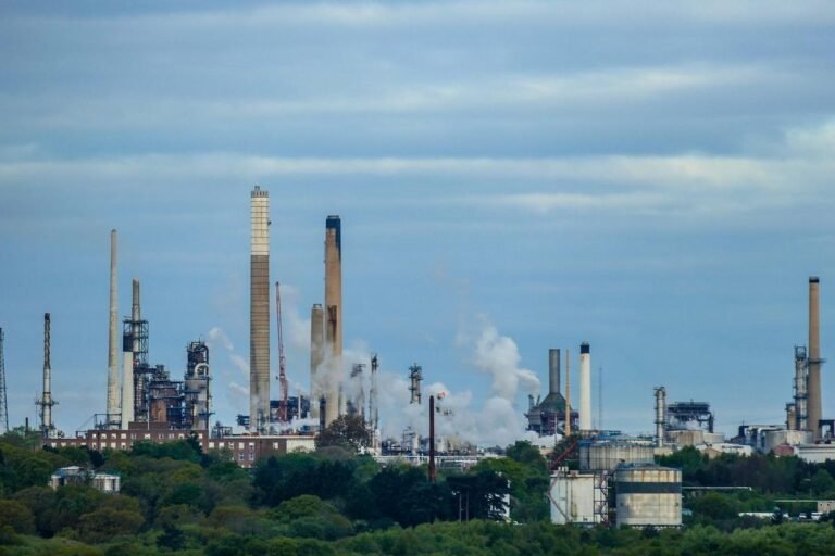 Exportações da Petrobras para a China caem 37% enquanto empresa diversifica mercados