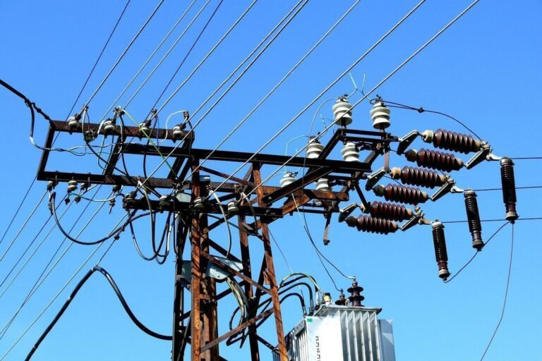 MME avalia caso a caso conexão de data centers à rede elétrica