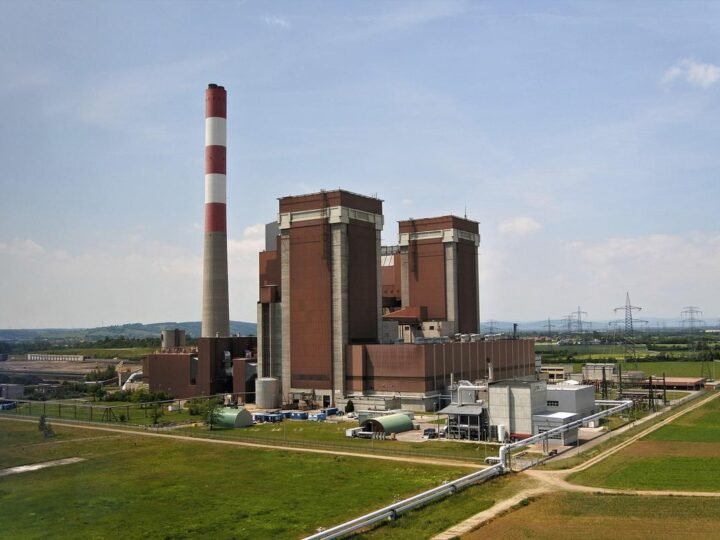 Raízen vende usina Caarapó para Adecoagro por R$ 760 milhões Raízen vende usina Caarapó para Adecoagro por R$ 760 milhões
