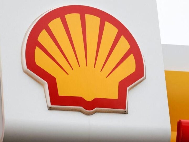 Shell registra lucro recorde de US$ 9,84 bilhões no 2º trimestre, impulsionado pela alta dos preços no Oriente Médio Shell registra lucro recorde de US$ 9,84 bilhões no 2º trimestre, impulsionado pela alta dos preços no Oriente Médio