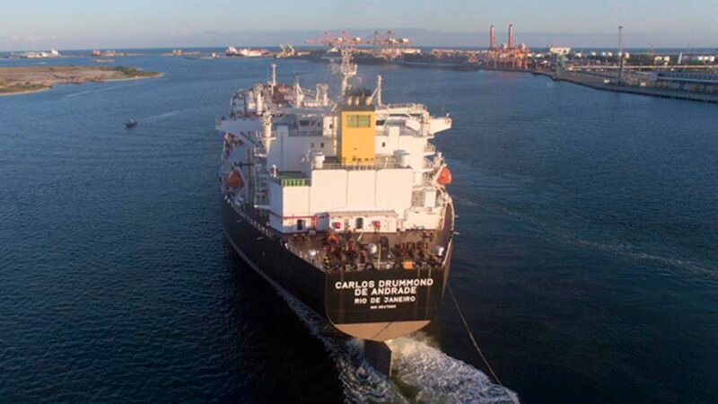 Transpetro inicia uso de combustível renovável em navio na Roterdã