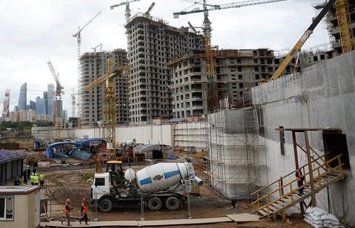 Cimento em ascensão: julho vê vendas impulsionadas pelo boom de empregos