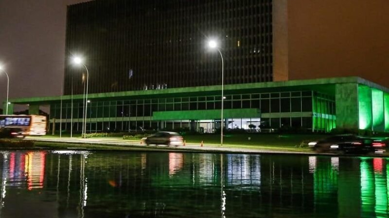 Convenções do Distrito Federal definem chapas para o Senado e a Câmara dos Deputados