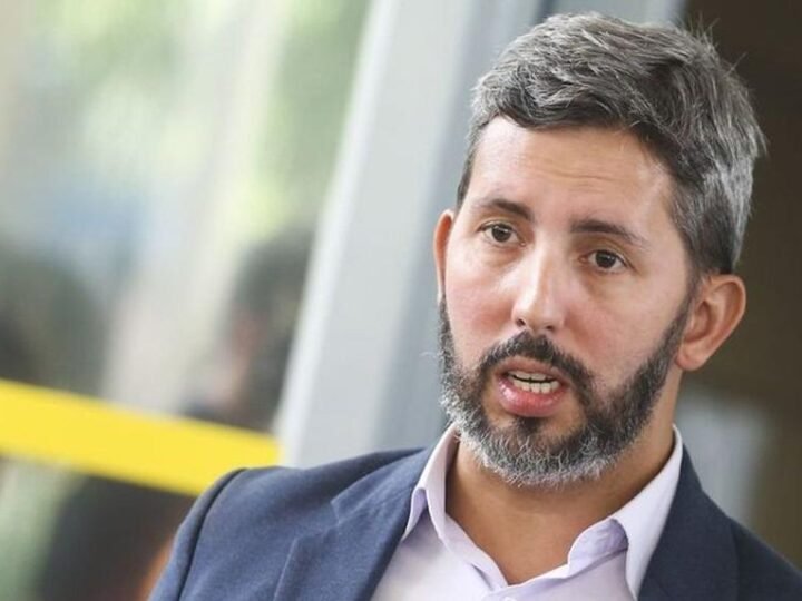 Leandro Grass lança campanha ao governo do DF com ato simbólico em São Sebastião