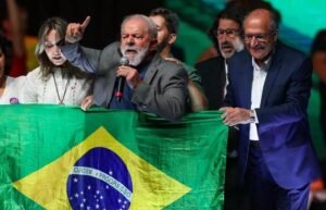 Verde é o novo tom: PV mira na reeleição de Lula e duplica sua presença na Câmara.