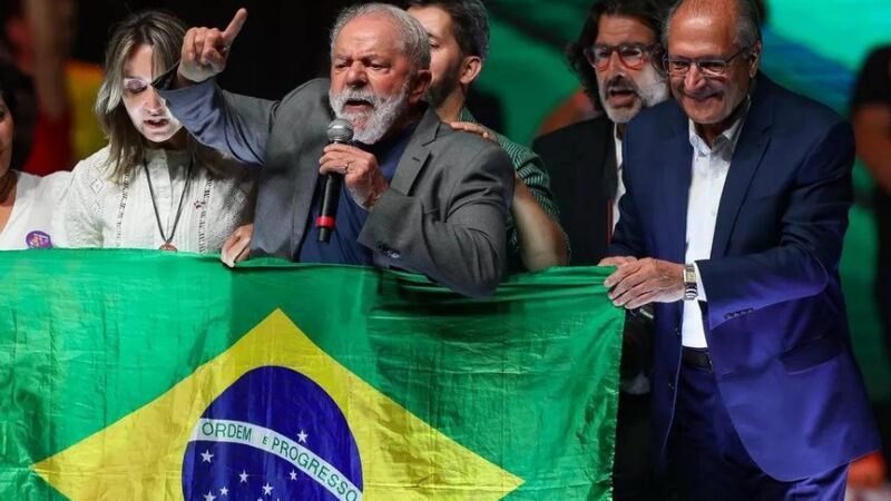 Verde é o novo tom: PV mira na reeleição de Lula e duplica sua presença na Câmara. Verde é o novo tom: PV mira na reeleição de Lula e duplica sua presença na Câmara.