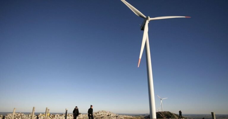 Auren Energia reduz prejuízo a R$379,1 milhões no 2º trimestre graças a ganhos de modulação
