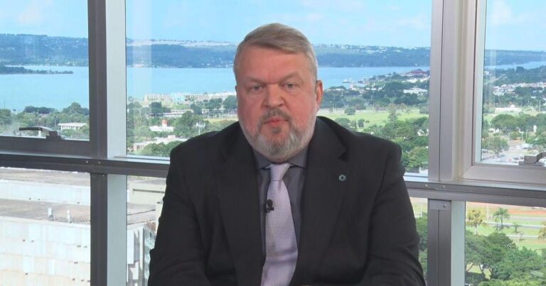 Baranov destaca necessidade de separar metais para valorizar produção interna e exportar