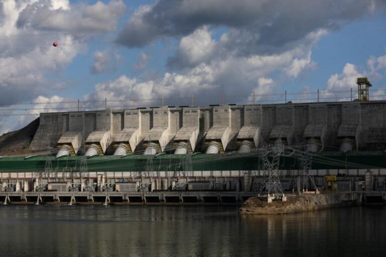 Belo Monte reduz vazão do reservatório intermediário diante do El Niño