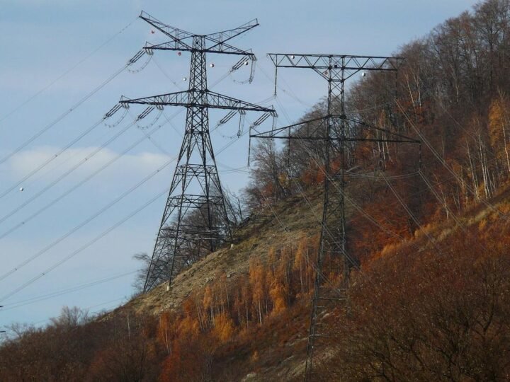 Blecaute no Amazonas corta 294 MW de energia; subestações e térmica desligam