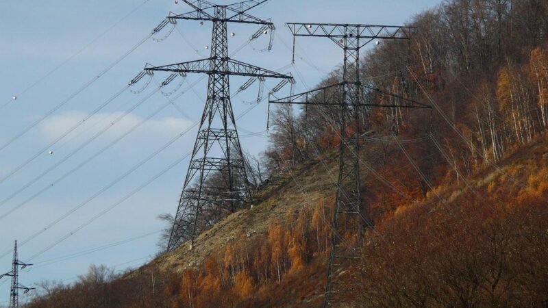 Blecaute no Amazonas corta 294 MW de energia; subestações e térmica desligam