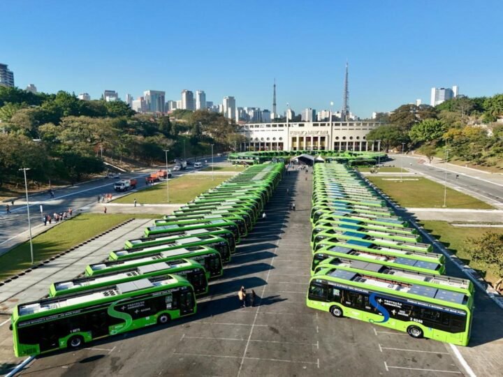 BYD emplaca quase três em cada quatro ônibus elétricos no Brasil em julho BYD emplaca quase três em cada quatro ônibus elétricos no Brasil em julho