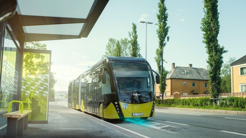 Como a tecnologia de recarga sem fio pode viabilizar a frota de ônibus elétricos no Brasil