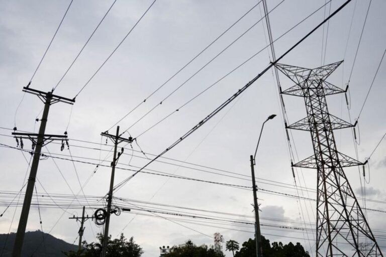 Conta de luz no Pará pode subir 7,60% após aprovação da Aneel